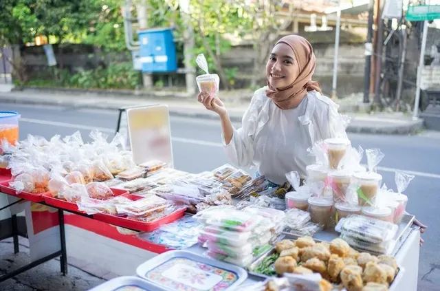 usaha jajanan rumahan modal kecil