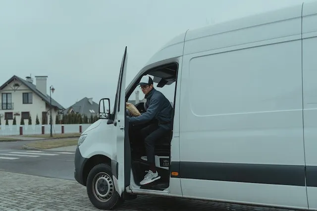 ekspedisi yang bisa pickup ke rumah