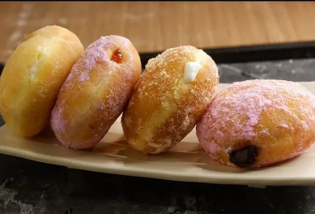 donat bomboloni