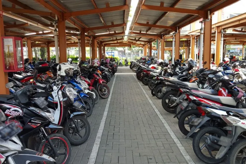 ide jualan menjelang lebaran penitipan motor
